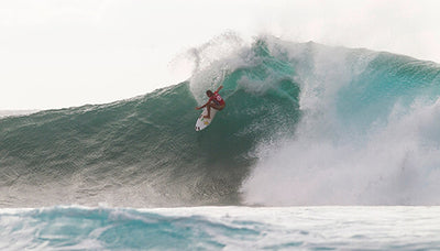 [SURF]ワールドタイトル争い　最終地　Billabong Pipe Master   タイトルレースの行方